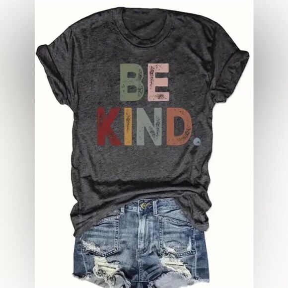 NEW … BE KIND “Size: M” T-Shirt - Picture 1 of 4